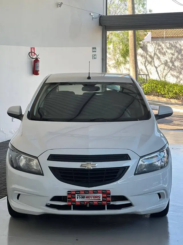Carro Chevrolet Onix 2019 1.0 Joy SPE/4