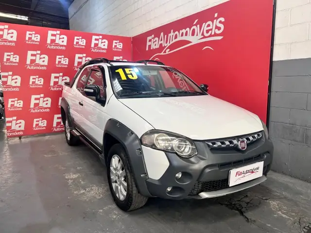 Carro Fiat Strada 2015 Adventure 1.8 16V (Flex) (Cabine Dupla)