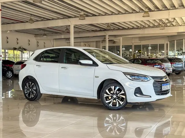 Carro Chevrolet Onix 2024 Premier 1.0 Turbo (Aut.)