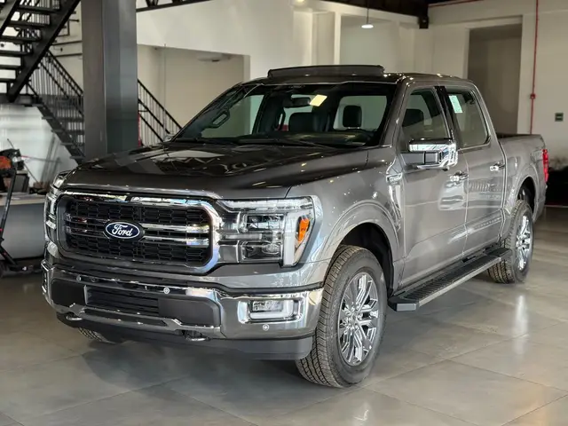 Carro Ford F-150 2024 Lariat 5.0 (Aut.)