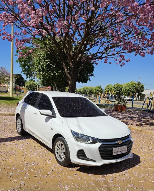 Carro Chevrolet Onix 2021 LT 1.0 (Flex)