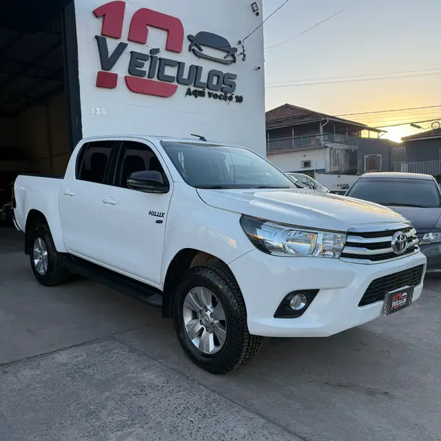Carro Toyota Hilux Cabine Dupla 2018 Hilux 2.7 SR CD 4x2 (Flex) (Aut)