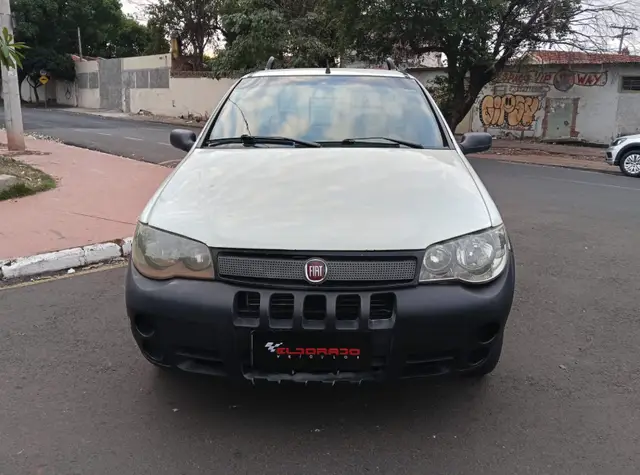 Carro Fiat Strada 2009 Fire 1.4 (Flex)