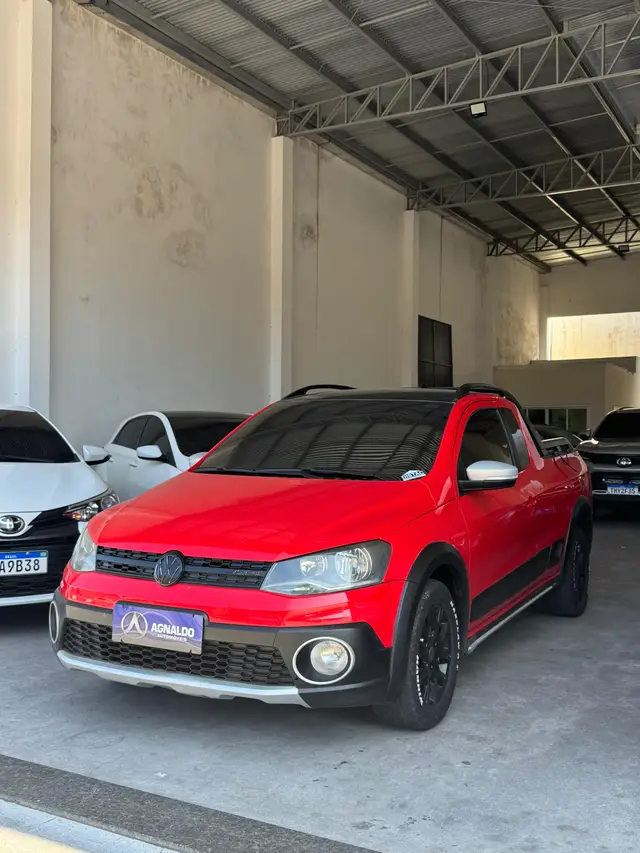 Carro Volkswagen Saveiro 2014 Cross 1.6 (Flex) (cab. estendida)