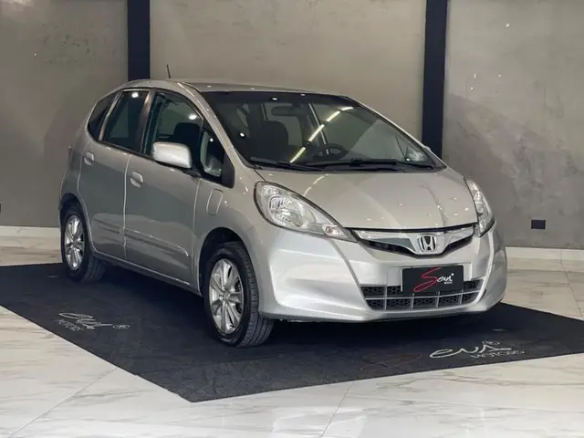 Carro Honda Fit 2014 LX 1.4 (flex)