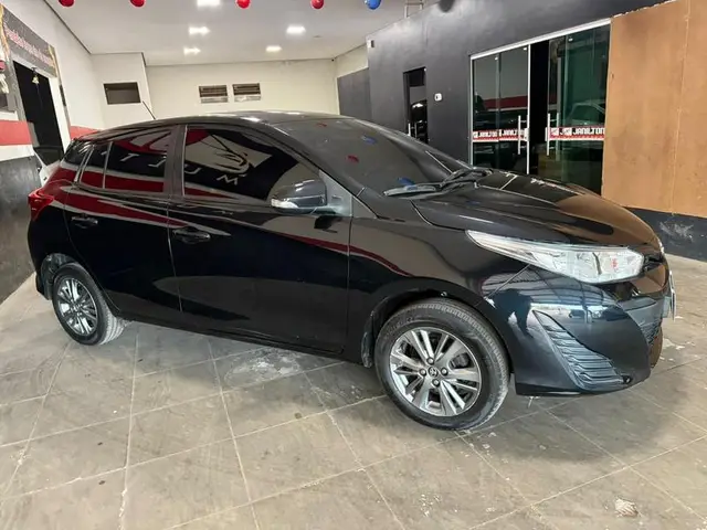 Carro Toyota Yaris 2020 1.5 XL Plus Connect CVT (Flex)