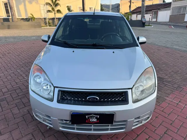 Carro Ford Fiesta Sedan 2008 Pulse 1.6 (Flex)
