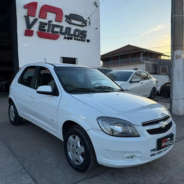 Carro Chevrolet Celta 2015 LT 1.0 (Flex)