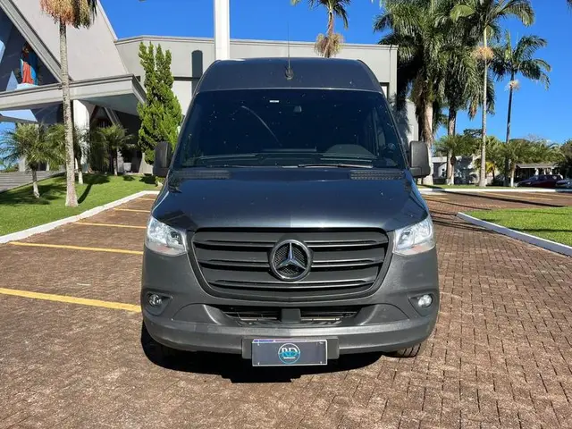 Carro Mercedes-Benz Sprinter 2021 416 Furgão E.L. T. A. 2.2 Dies.