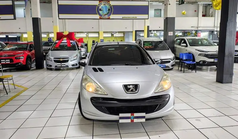 Peugeot 207 Hatch XR 1.4 8V (flex) 4p