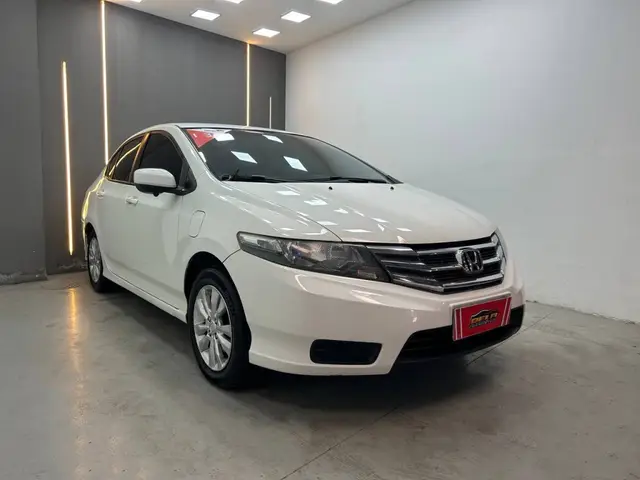 Carro Honda City 2013 LX 1.5 16V (flex)