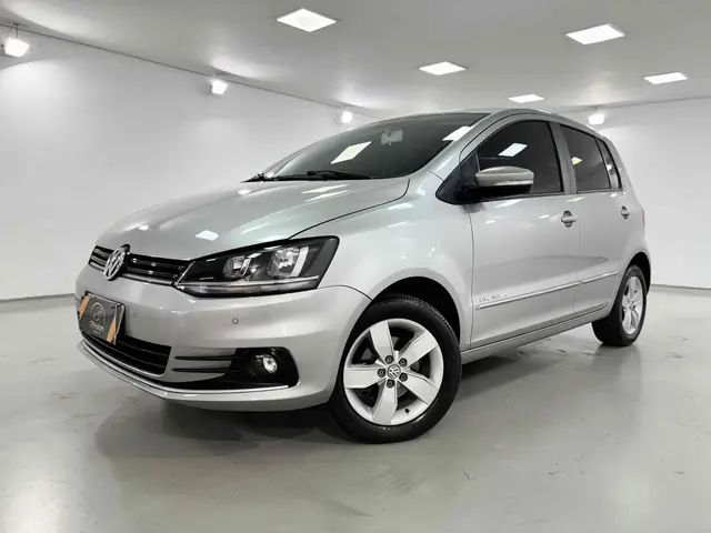 Carro Volkswagen Fox 2017 1.6 MSI Comfortline (Flex)