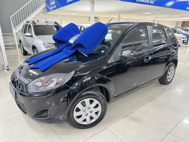 Carro Ford Fiesta Sedan 2013 1.0 (Flex)