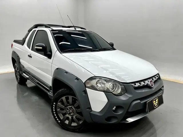 Carro Fiat Strada 2015 Adv.1.8 16V Dualogic Flex CE