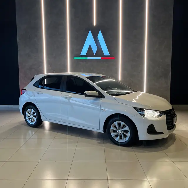 Carro Chevrolet Onix 2023 LT 1.0