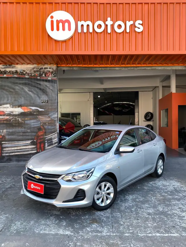 Carro Chevrolet Onix Plus 2023 LT 1.0