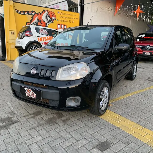 Carro Fiat Uno 2013 Vivace Italia 1.0 8V (Flex) 4p