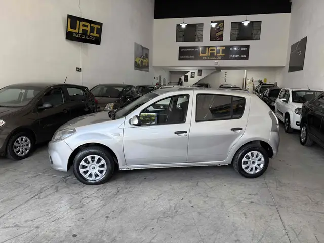Carro Renault Sandero 2014 Expression 1.0 16V (flex)