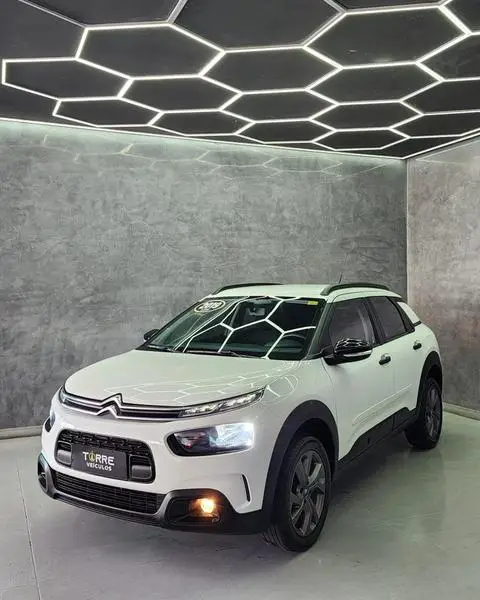 Carro Citroën C4 Cactus 2019 1.6 Feel (Flex)