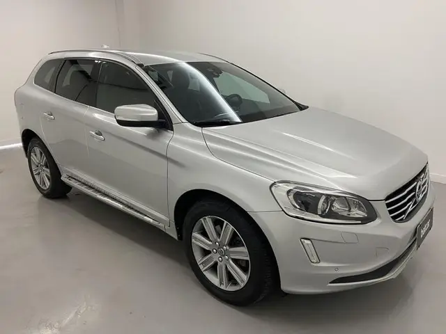 Carro Volvo XC60 2017 2.4 D5 Kinetic 4WD