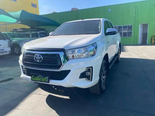 Carro Toyota Hilux Cabine Dupla 2020 Hilux 2.8 TDI SRV CD 4x4 (Aut)