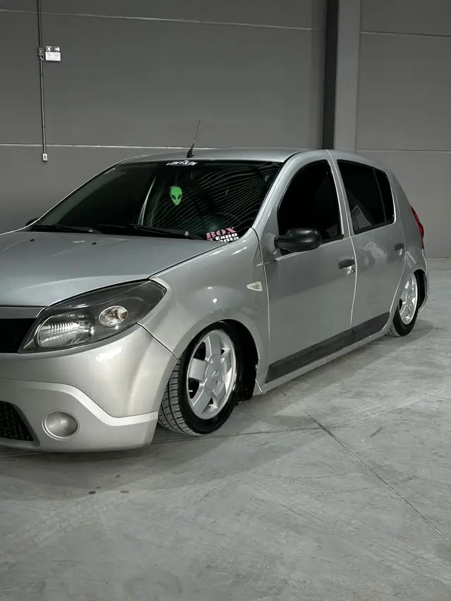 Carro Renault Sandero 2009 Expression 1.0 16V (flex)