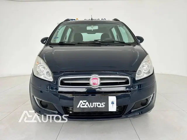 Carro Fiat Idea 2014 Attractive 1.4 8V (Flex)