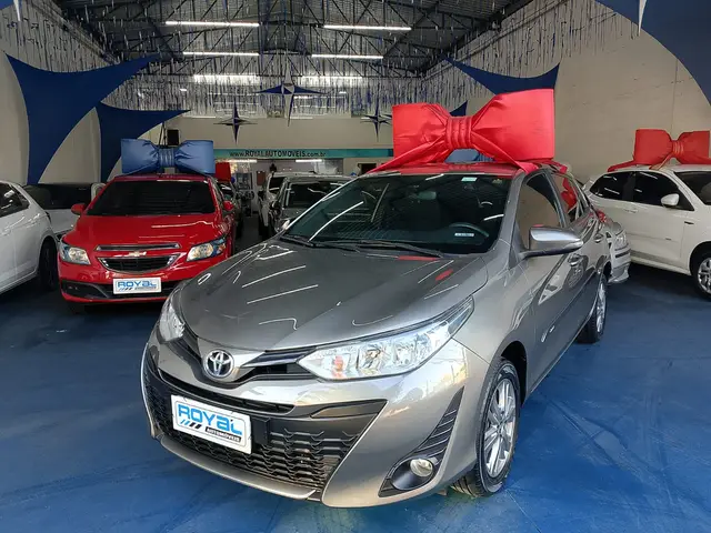 Carro Toyota Yaris 2020 1.3 XL Plus Tech CVT (Flex)