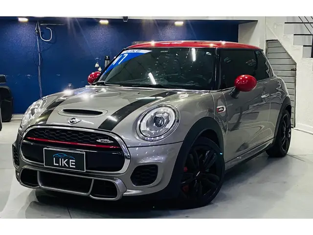 Carro MINI Cooper 2017 2.0 S Série Especial Seven 2p