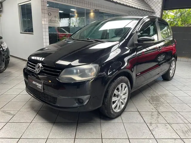 Carro Volkswagen Fox 2013 1.6 VHT (Flex)