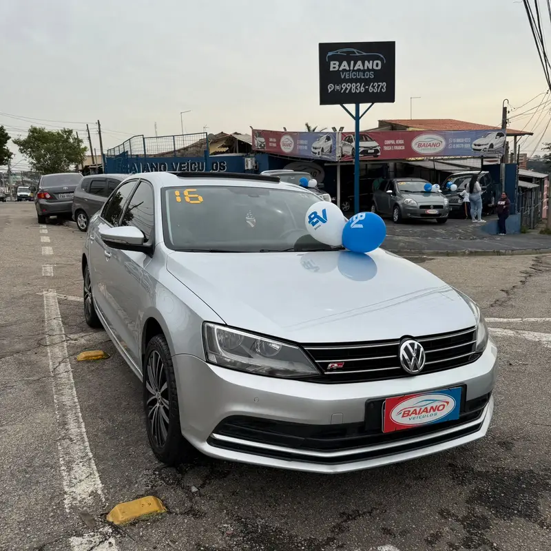 Volkswagen Jetta 2.0 Comfortline Tiptronic (Flex)