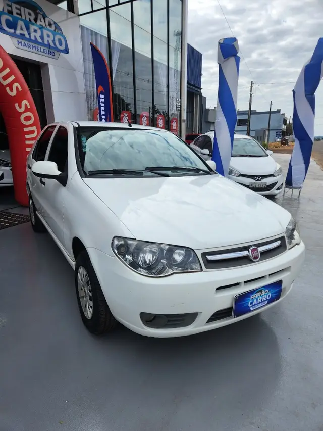 Carro Fiat Palio 2014 Fire 1.0 8V (Flex) 4p
