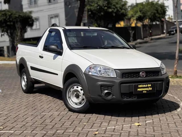 Carro Fiat Strada 2016 Working 1.4 (Flex)