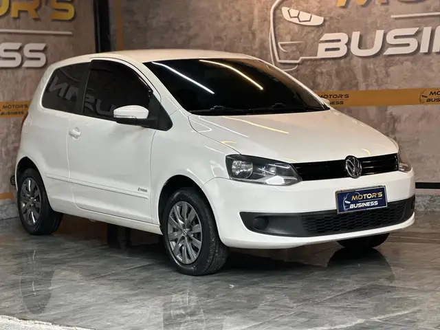 Carro Volkswagen Fox 2013 1.0 TEC (Flex) 2p