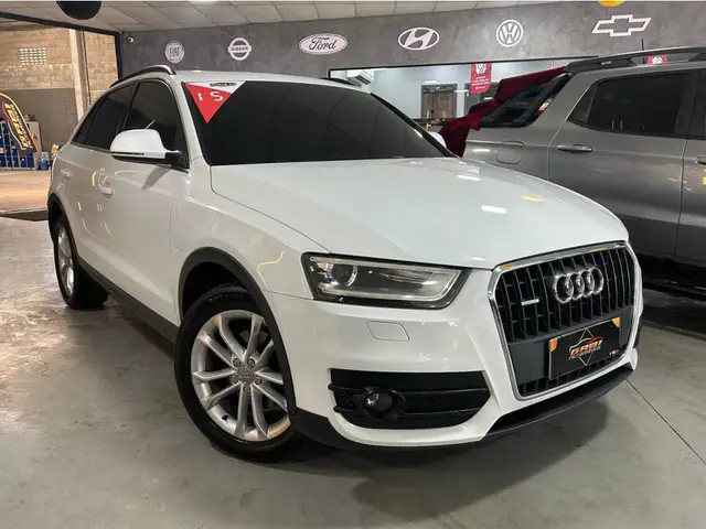Carro Audi Q3 2015 2.0 TFSI Ambition S Tronic Quattro