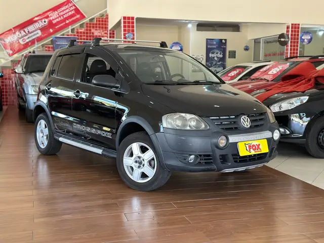 Carro Volkswagen CrossFox 2010 1.6 (Flex)