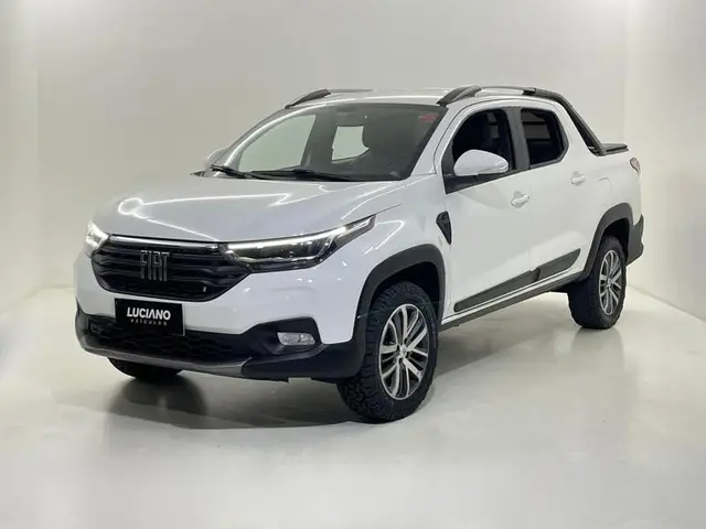Carro Fiat Strada 2023 Volcano 1.3 CD (Flex)