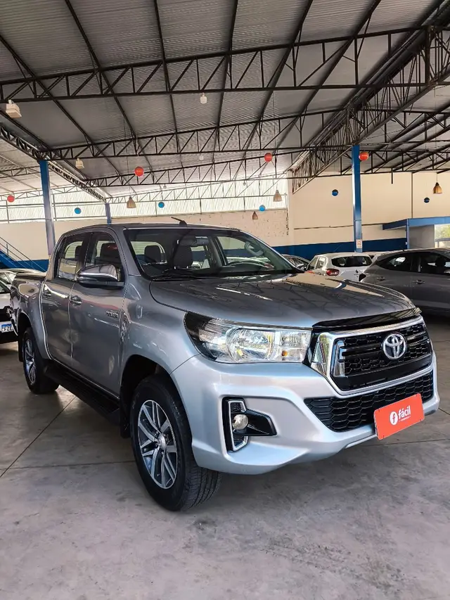 Carro Toyota Hilux Cabine Dupla 2019 Hilux 2.8 TDI SRV CD 4x4 (Aut)