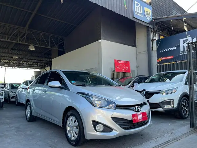 Carro Hyundai HB20S 2015 1.0 Comfort Plus (Flex)