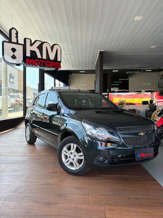 Carro Chevrolet Agile 2011 LTZ 1.4 8V (Flex)