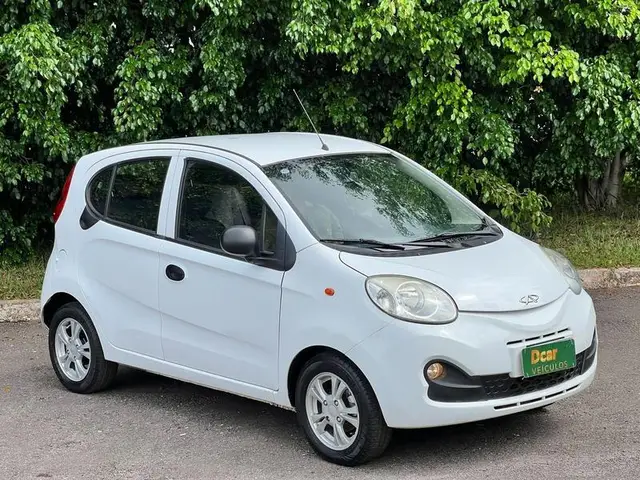 Carro CAOA Chery QQ 2015 New  Look 1.0 12V