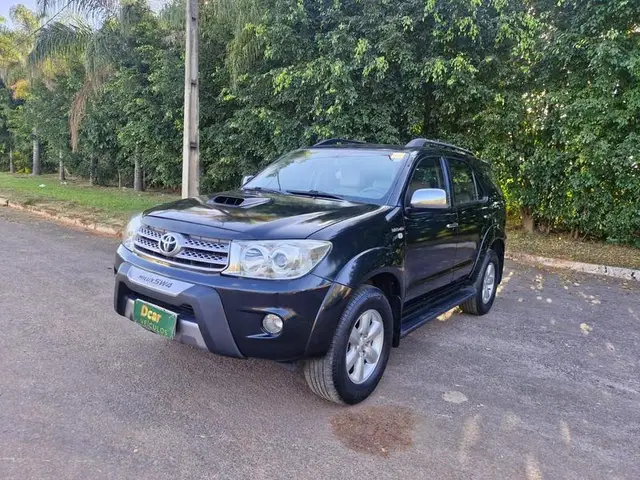 Carro Toyota Hilux Cabine Dupla 2011 Hilux SR 4x4 3.0 (cab. dupla)