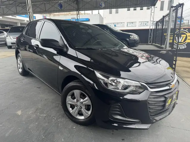 Carro Chevrolet Onix 2023 1.0