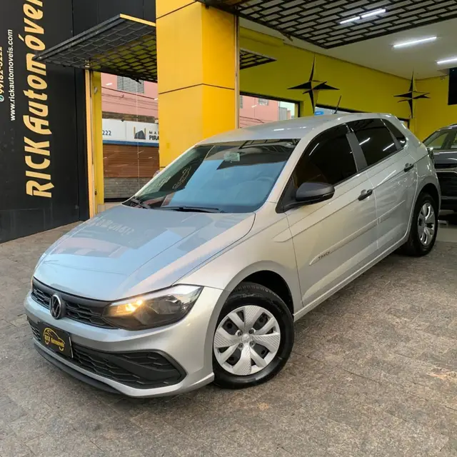 Carro Volkswagen Polo 2024 Track 1.0 Flex 12V 5p
