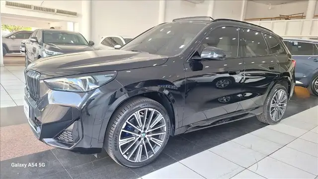 Carro BMW X1 2023 sDrive20i M Sport 2.0 Turbo (Aut.) (Híb.)