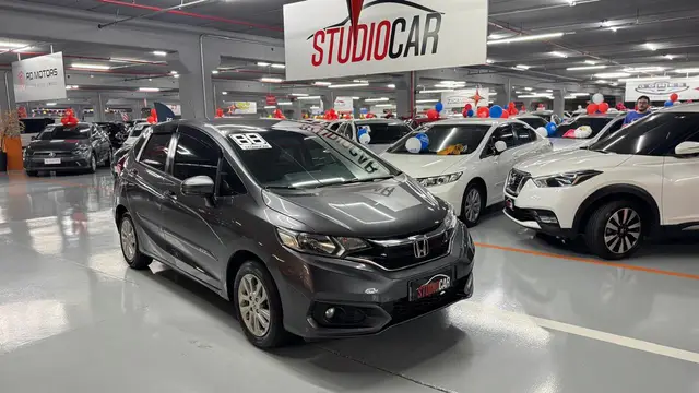 Carro Honda Fit 2018 1.5 16v LX CVT (Flex)