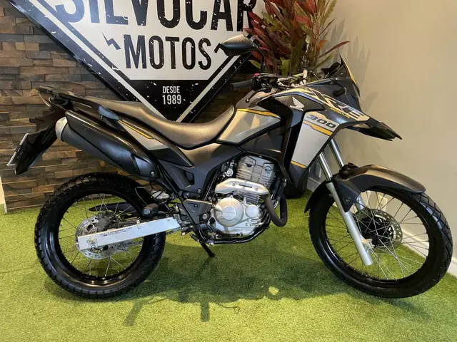 Moto Honda XRE 300 2023 Adventure