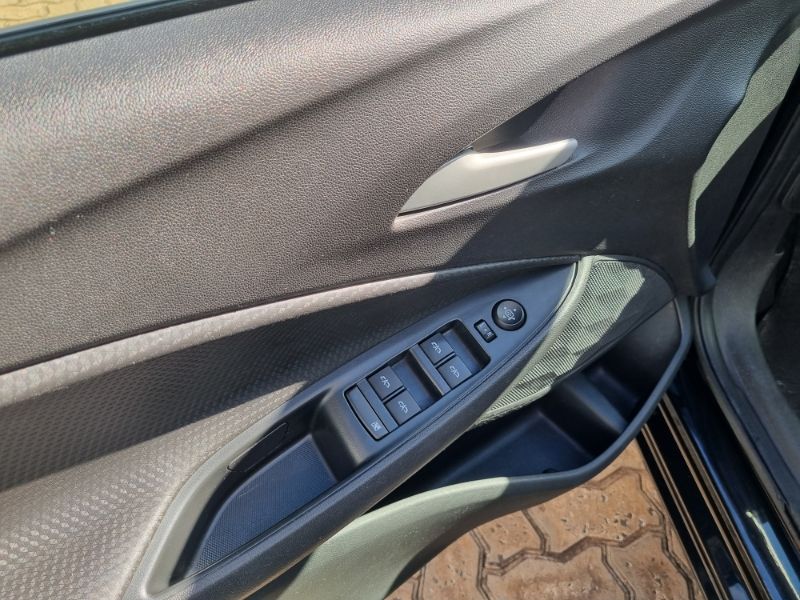 Onix Plus 1.0 LTZ Turbo (Flex)