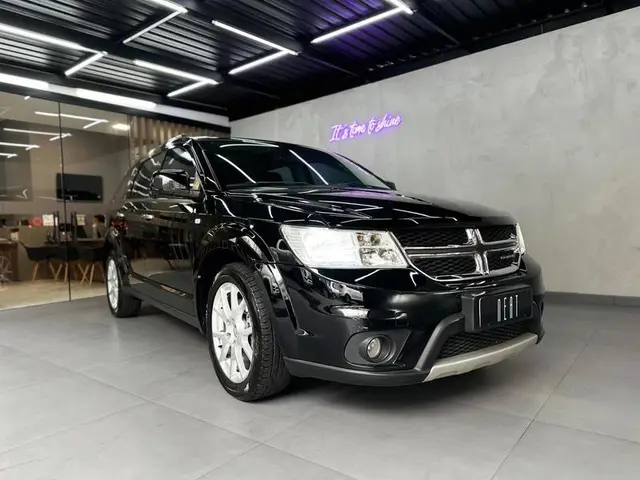 Carro Dodge Journey 2015 RT 3.6 V6