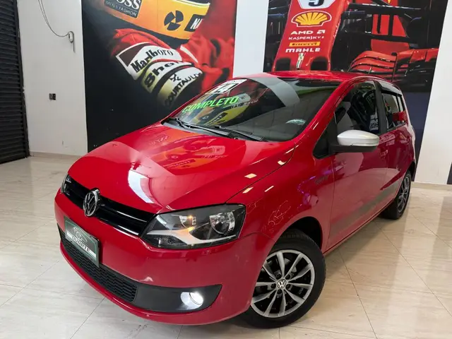 Carro Volkswagen Fox 2014 1.6 VHT Rock in Rio (Flex)